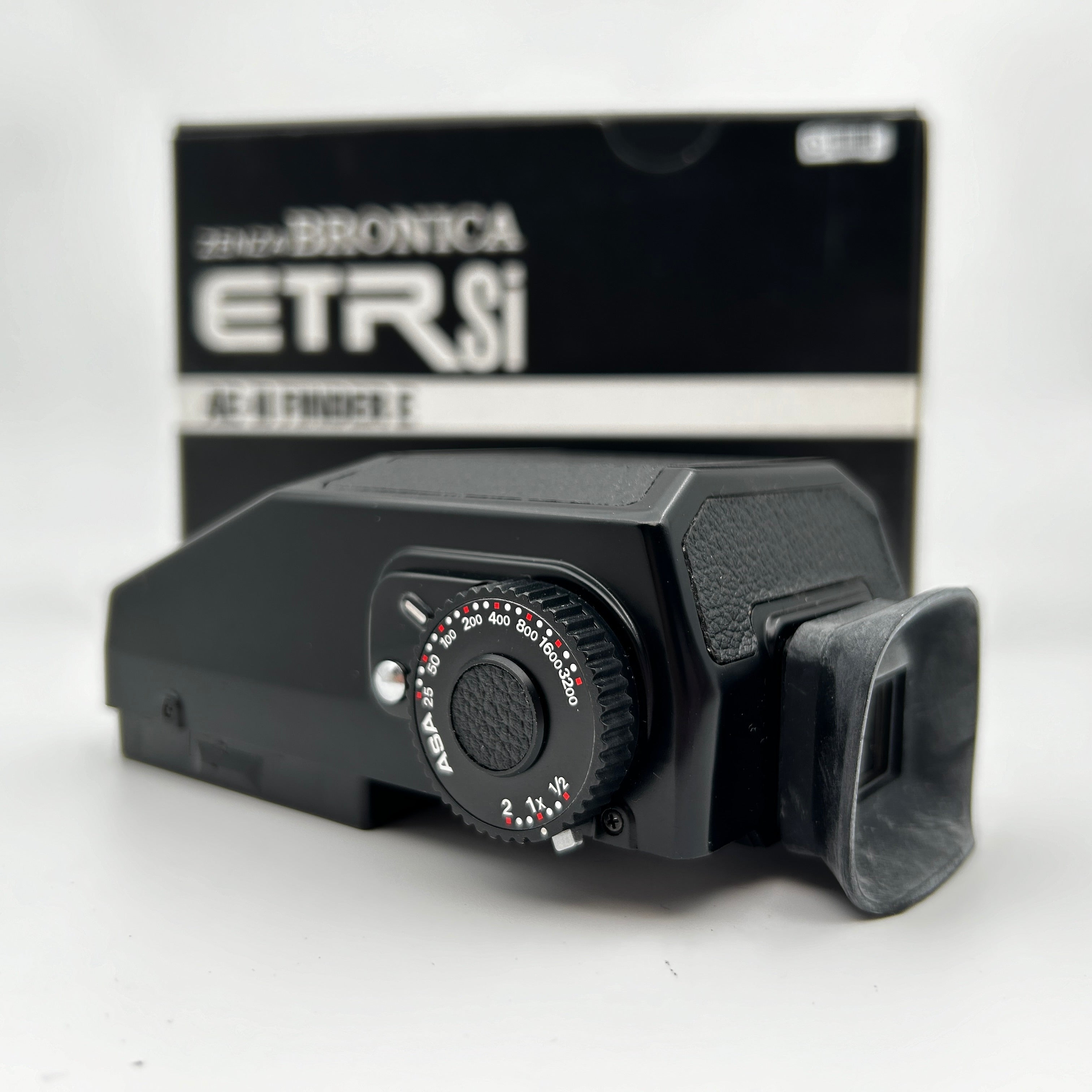Bronica ETR AE-IIファインダー + 50mm F2.8 ジャンク ZENZA BRONICA/ゼンザブロニカ ETR用 AE-II プリズムファインダー