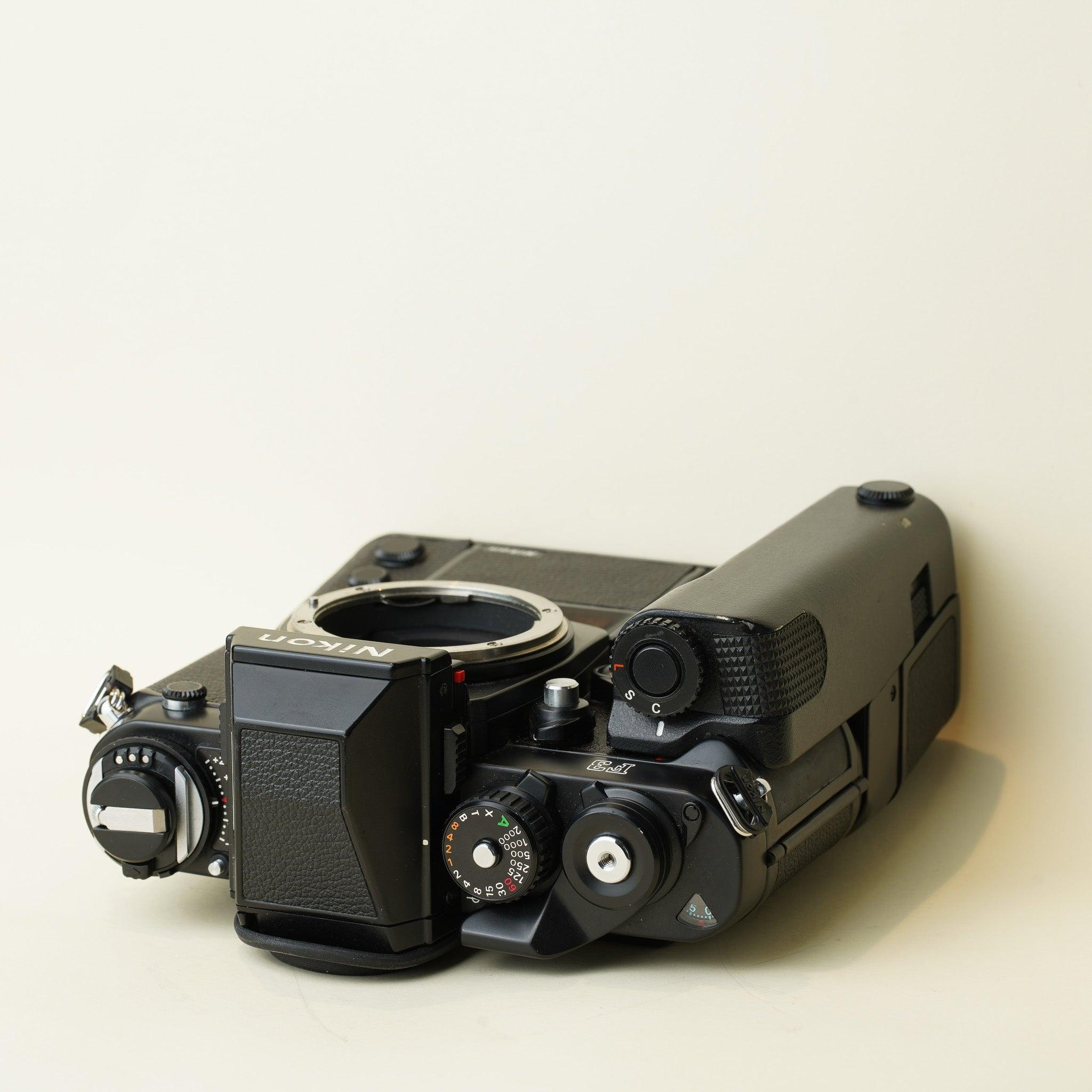 【ペコり 】Nikon F3 ニコンF3のボディの状態 : r/AnalogCommunity